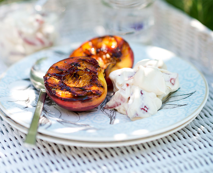 Griddled Peaches with Strawberry Cream and Pimm's for Wimbledon